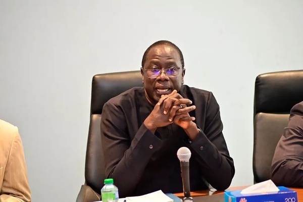 Recrutement d'enseignants sénégalais à l'étranger : les précisions du MESRI Recrutement d'enseignants sénégalais à l'étranger : les précisions du MESRI