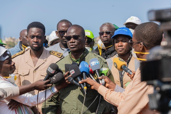 Sénégal "Zéro Déchet" : le Dr El Hadji Abdourahmane Diouf sur le chantier de Mbeubeuss