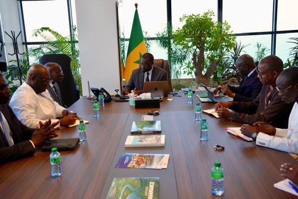 Lutte contre la corruption : le Premier ministre Ousmane Sonko reçoit les nouveaux membres de l’OFNAC