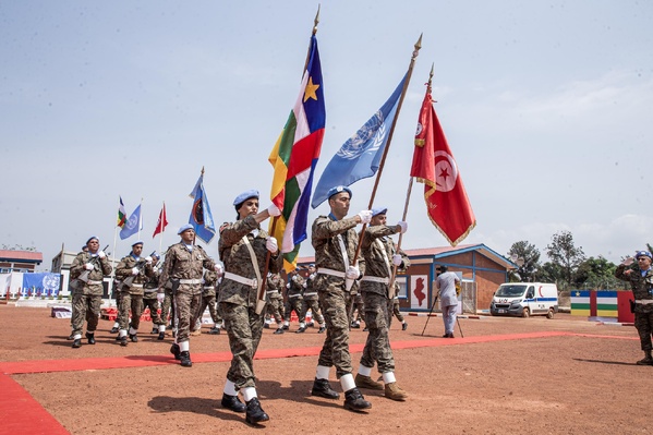 Centrafrique : 75 Casques bleus tunisiens décorés de la médaille de l’ONU pour leur engagement au sein de la MINUSCA Centrafrique : 75 Casques bleus tunisiens décorés de la médaille de l’ONU pour leur engagement au sein de la MINUSCA