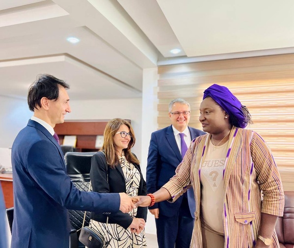 Diplomatie sportive : Le Sénégal et l'Azerbaïdjan explorent de nouveaux axes de coopération Diplomatie sportive : Le Sénégal et l'Azerbaïdjan explorent de nouveaux axes de coopération