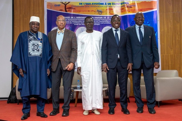 Souveraineté sanitaire : Le Sénégal mise sur Touba pour devenir le futur hub pharmaceutique de l’Afrique de l’Ouest Souveraineté sanitaire : Le Sénégal mise sur Touba pour devenir le futur hub pharmaceutique de l’Afrique de l’Ouest