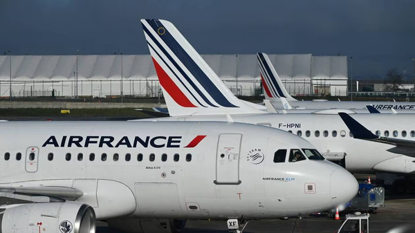 Air France à Dakar: Une page d'histoire se tourne avec l'inauguration d'une agence ultra-moderne Air France à Dakar: Une page d'histoire se tourne avec l'inauguration d'une agence ultra-moderne
