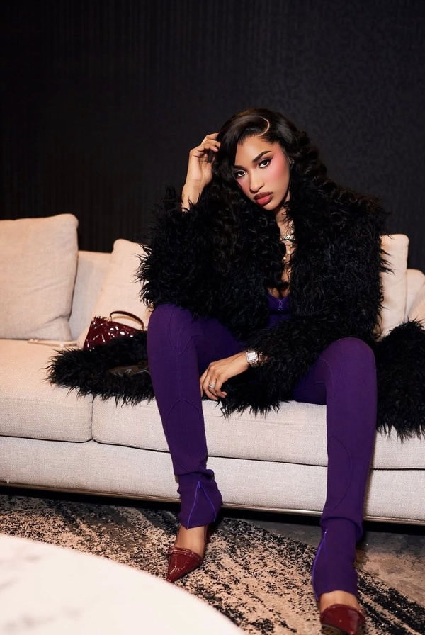 Photos: Diariétou Sow fête Saint Valentin Photos: Diariétou Sow fête Saint Valentin