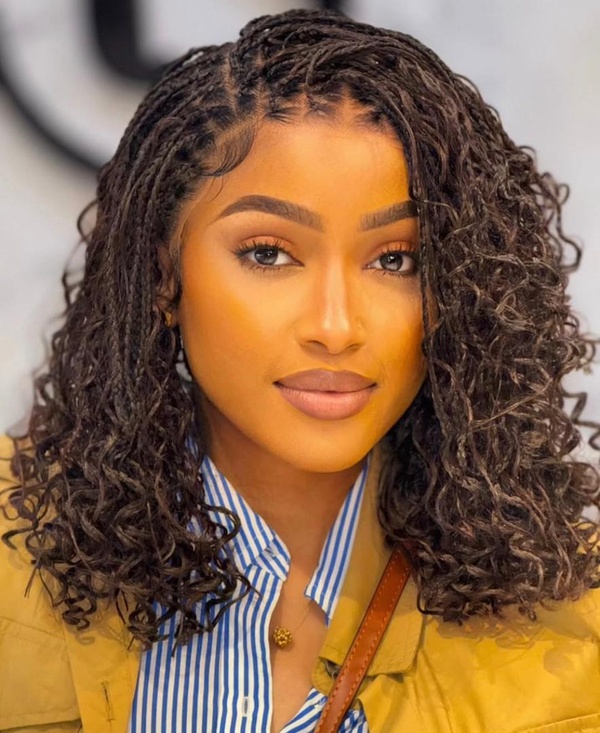 Eva Touré, l’élégance au naturel Eva Touré, l’élégance au naturel