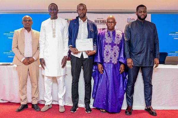 Transformation numérique : 3 467 agents de l'Éducation nationale certifiés en IA et Compétences numériques Transformation numérique : 3 467 agents de l'Éducation nationale certifiés en IA et Compétences numériques