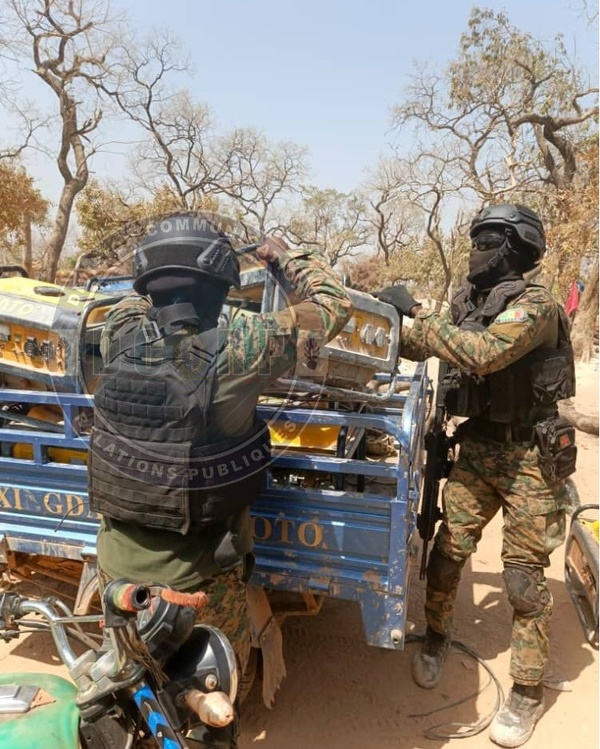Kédougou : coup de balai de la Gendarmerie contre l'orpaillage clandestin et le trafic d'êtres humains Kédougou : coup de balai de la Gendarmerie contre l'orpaillage clandestin et le trafic d'êtres humains