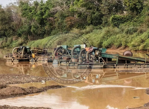 Lutte contre l’orpaillage clandestin : la gendarmerie détruit 31 dragues à Saraya Lutte contre l’orpaillage clandestin : la gendarmerie détruit 31 dragues à Saraya