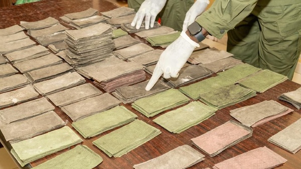 SÉCURITÉ: Les Douanes sénégalaises interceptent 1 milliard de FCFA en « billets noirs » à Kaolack