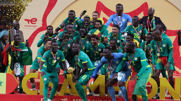 Verdict de la CAF : Un « séisme » mondial après le sacre du Maroc sur tapis vert au détriment du Sénégal Verdict de la CAF : Un « séisme » mondial après le sacre du Maroc sur tapis vert au détriment du Sénégal