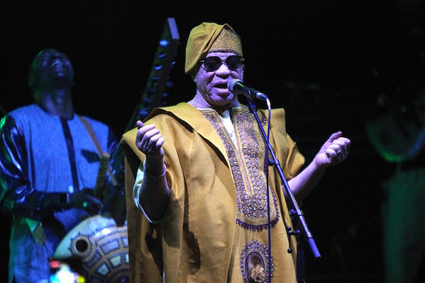 Salif Keita: une urgence médicale force l'annulation de son concert en Afrique du Sud Salif Keita: une urgence médicale force l'annulation de son concert en Afrique du Sud