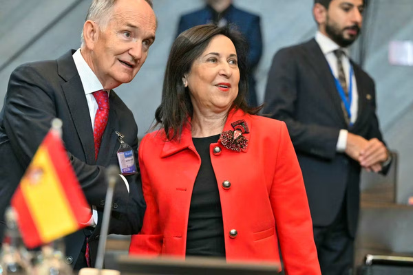 Guerre en Iran : l’Espagne interdit son espace aérien aux opérations américaines Guerre en Iran : l’Espagne interdit son espace aérien aux opérations américaines