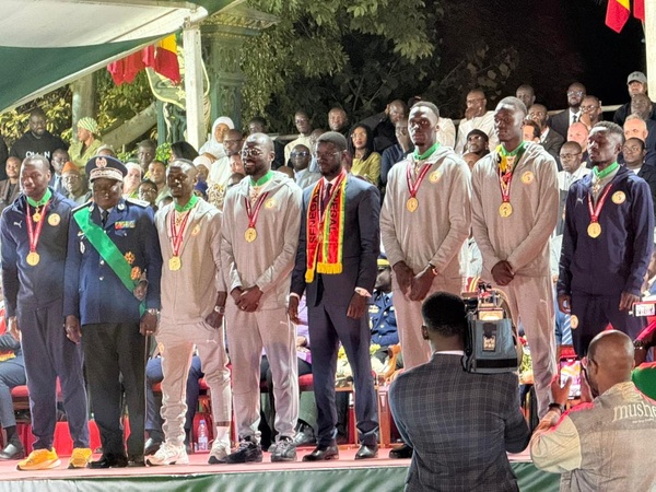 Lions champions d'Afrique 2025 : Le Président Diomaye Faye honore ses engagements financiers Lions champions d'Afrique 2025 : Le Président Diomaye Faye honore ses engagements financiers