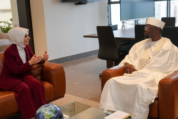 Coopération Sénégal–Türkiye : le Premier ministre Ousmane Sonko reçoit la ministre turque de la Famille