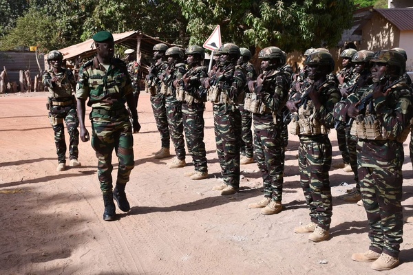 Armées : Le CEMGA Oumar Wade galvanise les troupes dans les Zones Militaires 5 et 6 ! Armées : Le CEMGA Oumar Wade galvanise les troupes dans les Zones Militaires 5 et 6 !