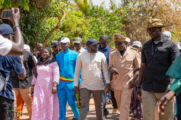 Numérique : Bignona connectée au Très Haut Débit par satellite ! Numérique : Bignona connectée au Très Haut Débit par satellite !