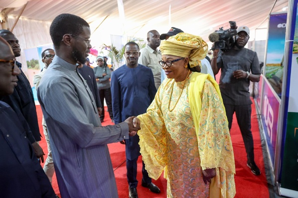 FIARA 2026 : Le Président Bassirou Diomaye Faye donne un coup d'accélérateur au programme « Bay sa Waar ci Senegaal » FIARA 2026 : Le Président Bassirou Diomaye Faye donne un coup d'accélérateur au programme « Bay sa Waar ci Senegaal »