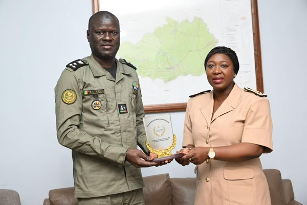 Kédougou : Le Directeur général des Douanes  Babacar Mbaye réaffirme la synergie avec les autorités locales