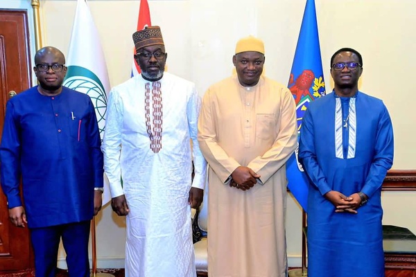 Éducation et Souveraineté : Le Président Adama Barrow salue les performances records de l'Université de Gambie (UTG)