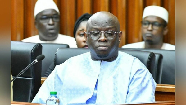 Nécrologie: Le Ministre des Finances Cheikh Diba frappé par un douloureux deuil Nécrologie: Le Ministre des Finances Cheikh Diba frappé par un douloureux deuil