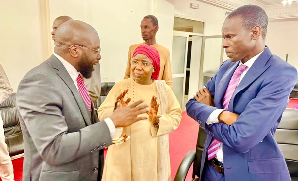 Pêches et Économie maritime: Dr Fatou Diouf présente un bilan de premier trimestre encourageant devant l'Assemblée nationale Pêches et Économie maritime: Dr Fatou Diouf présente un bilan de premier trimestre encourageant devant l'Assemblée nationale