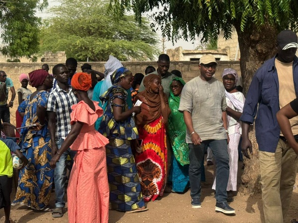 Barthélémy Dias dénonce un « malaise économique » lors de son passage à Bambey Barthélémy Dias dénonce un « malaise économique » lors de son passage à Bambey