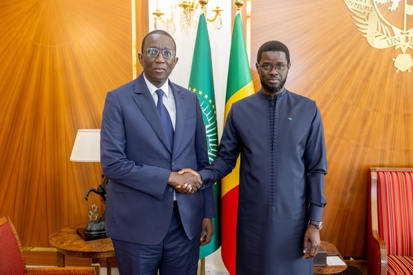 Journée nationale du dialogue : Bassirou Diomaye Faye réunit quatre anciens Premiers ministres au Palais