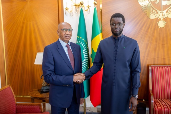 INSTITUTIONS / DIALOGUE NATIONAL: Le Président Bassirou Diomaye Faye réunit quatre anciens Premiers ministres au Palais de la République !