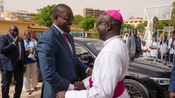 Popenguine 2026 : Ousmane Sonko chez l'Archevêque de Dakar pour magnifier l'unité nationale Popenguine 2026 : Ousmane Sonko chez l'Archevêque de Dakar pour magnifier l'unité nationale