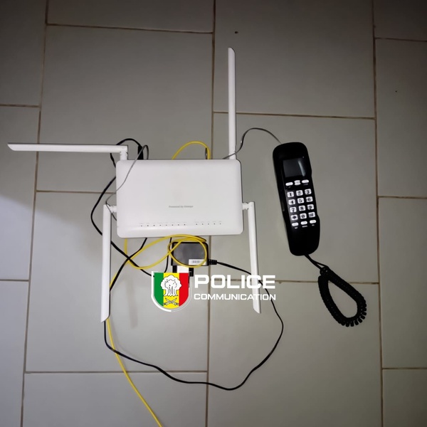 Escroquerie à Thiès : Sept recruteurs de QNET arrêtés par la police à Nguinth pour association de malfaiteurs Escroquerie à Thiès : Sept recruteurs de QNET arrêtés par la police à Nguinth pour association de malfaiteurs