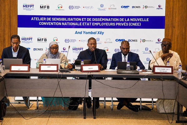Économie & Emploi : Promotion de l'emploi décent : L'Administration publique s'approprie la nouvelle Convention « And Yombal Xëy » Économie & Emploi : Promotion de l'emploi décent : L'Administration publique s'approprie la nouvelle Convention « And Yombal Xëy »