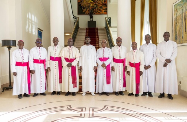 Dialogue interreligieux: Le Président Bassirou Diomaye Faye reçoit la Conférence épiscopale pour consolider la cohésion nationale Dialogue interreligieux: Le Président Bassirou Diomaye Faye reçoit la Conférence épiscopale pour consolider la cohésion nationale