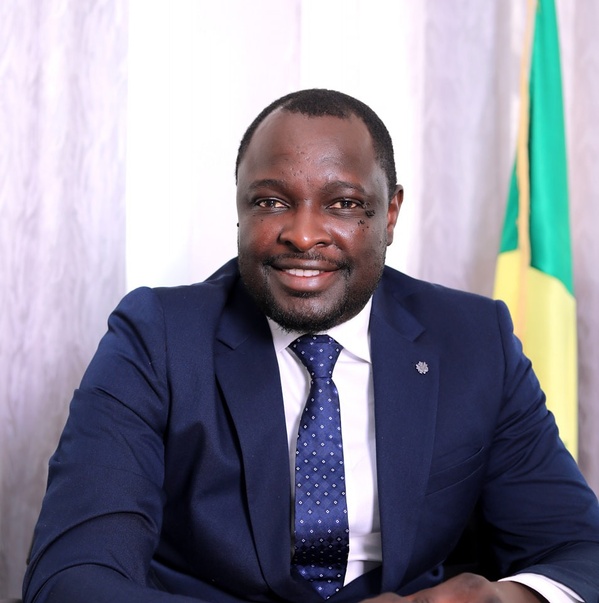 Nouveau gouvernement : Amadou Chérif Diouf écarté, la diaspora sénégalaise entre incompréhension et déception.