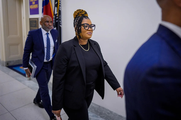 Une ex-gardienne de prison liée à l’affaire Epstein dit subir menaces et théories du complot Une ex-gardienne de prison liée à l’affaire Epstein dit subir menaces et théories du complot
