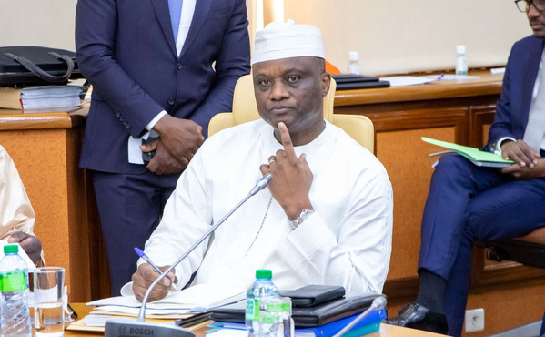 Passation de service : Abdourahmane Sarr transmet le témoin à Cheikh Diba avec un plaidoyer pour le « Souverainisme Libéral »