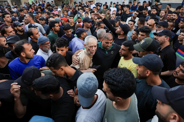 Palestine : Un bombardement israélien frappe un camp de tentes à Gaza-Ville et fait au moins six morts
