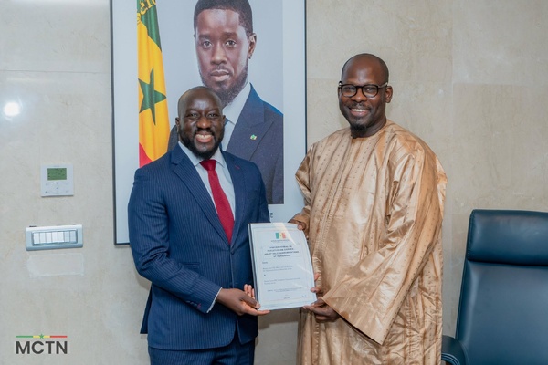 Alioune SALL dresse son bilan et passe le témoin à Samba Diouf et Bacary Sarr