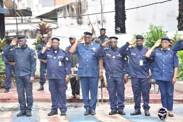 Conakry : Le Général Djénaba Sory Camara fixe le cap de la déontologie face aux unités de la Police nationale