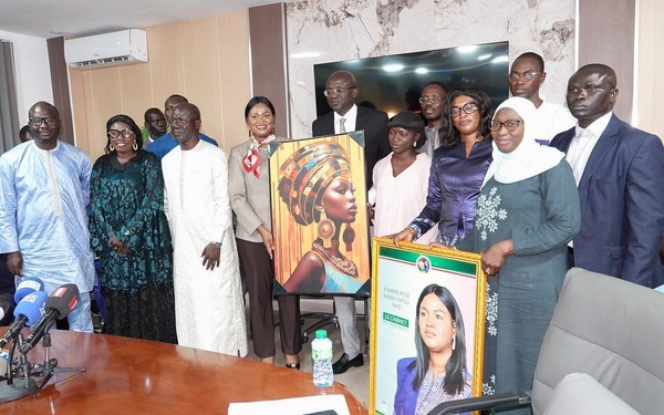 Sénégal : Marie Rose Khady Fatou Faye passe le témoin et promet de poursuivre son engagement au service de la Nation Sénégal : Marie Rose Khady Fatou Faye passe le témoin et promet de poursuivre son engagement au service de la Nation