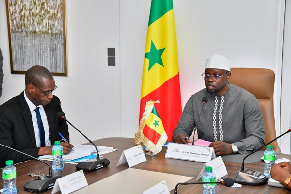 Révision de la Constitution au Sénégal : L’Assemblée nationale accélère le calendrier après l'avis du Président de la République Révision de la Constitution au Sénégal : L’Assemblée nationale accélère le calendrier après l'avis du Président de la République