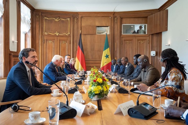 Sénégal - Allemagne : Le Président Bassirou Diomaye Faye clôture sa visite officielle par un entretien au sommet avec Frank-Walter Steinmeier Sénégal - Allemagne : Le Président Bassirou Diomaye Faye clôture sa visite officielle par un entretien au sommet avec Frank-Walter Steinmeier