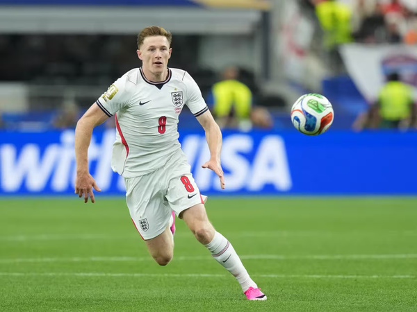 Mercato : Manchester City s’offre Elliot Anderson pour un montant record et lance sa révolution post Guardiola