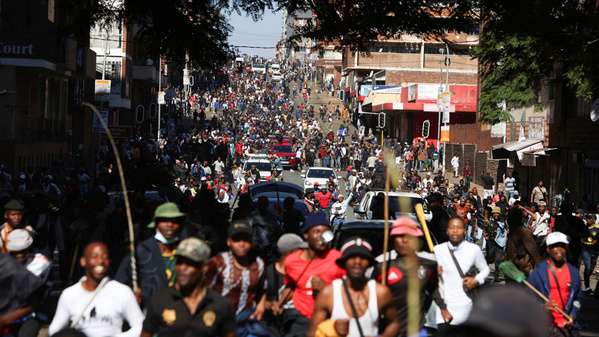 30 juin : Journée de chasse aux sans-papiers en Afrique du Sud, HSF interpelle les autorités du pays 30 juin : Journée de chasse aux sans-papiers en Afrique du Sud, HSF interpelle les autorités du pays