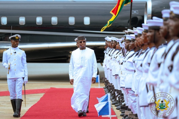 Ghana: Le Président John Dramani Mahama et son homologue sierra-léonais Julius Maada Bio renforcent la solidarité régionale face à la crise climatique Ghana: Le Président John Dramani Mahama et son homologue sierra-léonais Julius Maada Bio renforcent la solidarité régionale face à la crise climatique