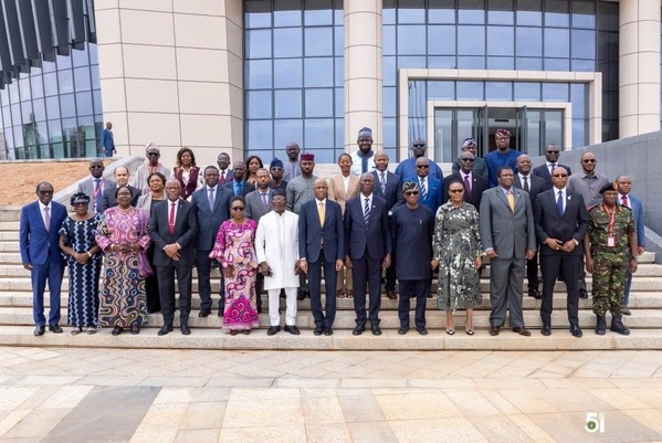 Sécurité en Afrique: La CEDEAO et l'Union Africaine s'unissent pour le financement des opérations de paix Sécurité en Afrique: La CEDEAO et l'Union Africaine s'unissent pour le financement des opérations de paix