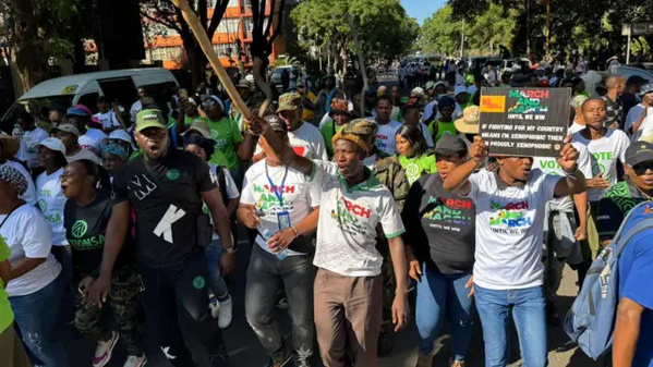 Crise xénophobe en Afrique du Sud: La société civile sénégalaise s'insurge contre « l'afrophobie » et interpelle l'Union Africaine