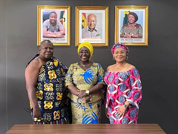 Ghana: La ministre Abla Dzifa Gomashie installe les nouveaux conseils d'administration du tourisme et du Kwame Nkrumah Memorial Park