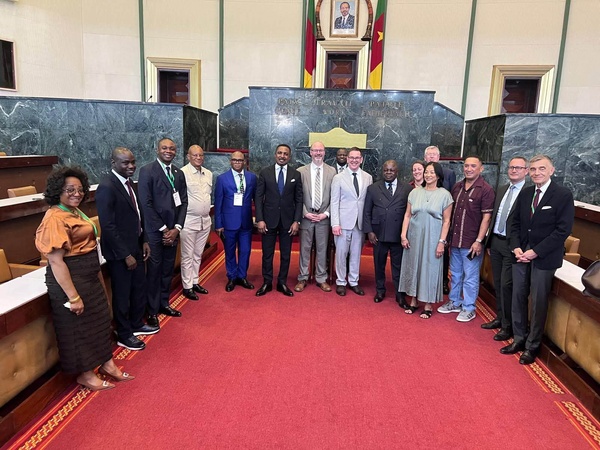 Le Sénégal présente son modèle de transformation numérique des parlements à l’Assemblée parlementaire de la Francophonie Le Sénégal présente son modèle de transformation numérique des parlements à l’Assemblée parlementaire de la Francophonie