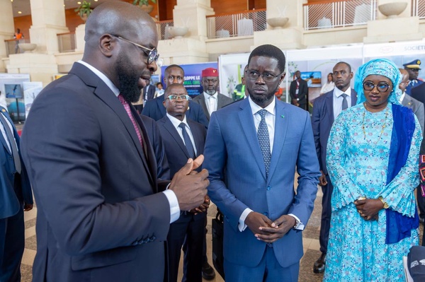 Bassirou Diomaye Faye ouvre le Forum sur les transports maritimes et l’économie bleue Bassirou Diomaye Faye ouvre le Forum sur les transports maritimes et l’économie bleue