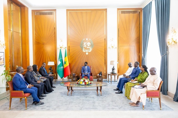 Bassirou Diomaye Faye reçoit le PDG de l’Africa Finance Corporation pour renforcer le partenariat avec le Sénégal